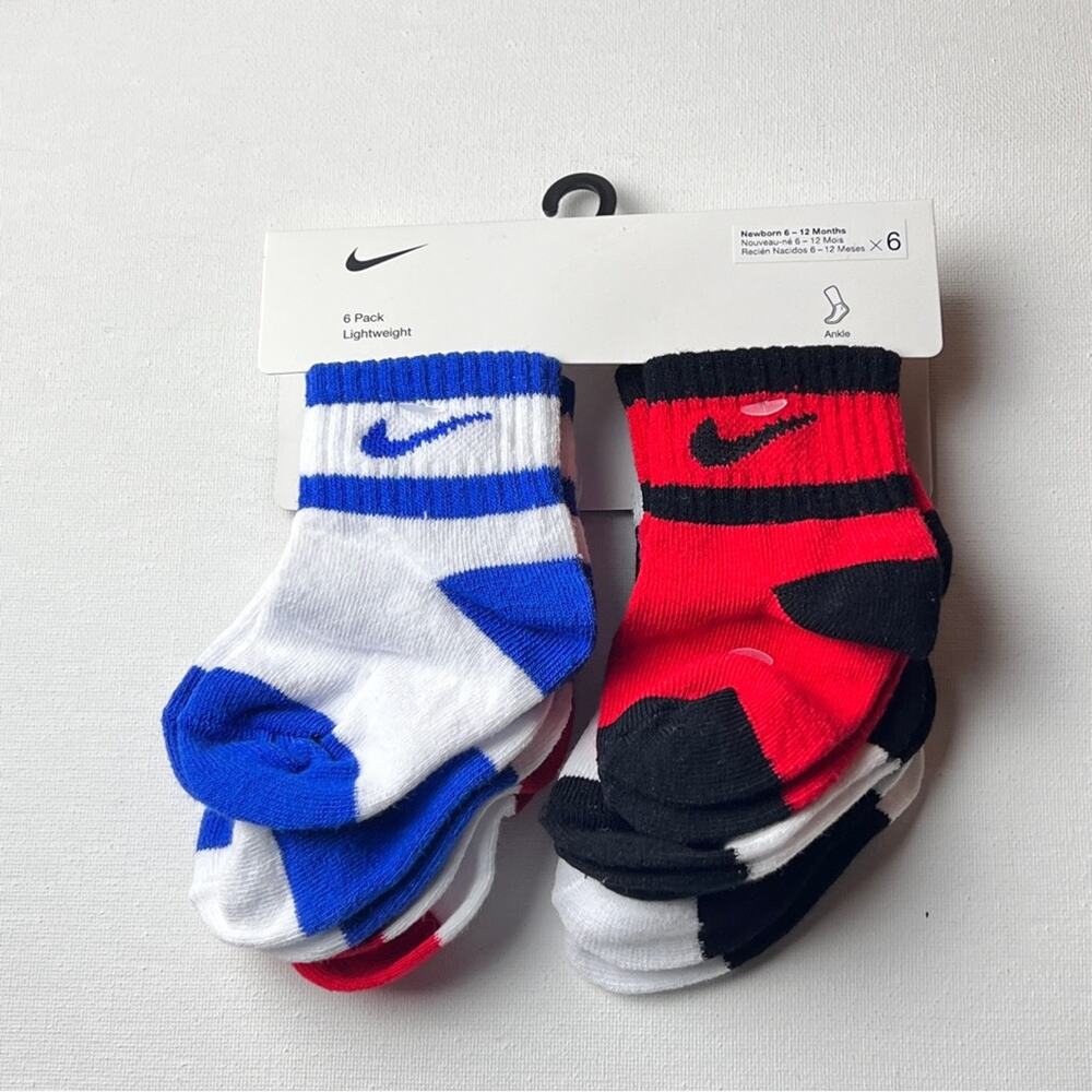 Nike Kids  Athletic Sporty Six Pack Lightweight Swoosh Crew Style Socks NWT